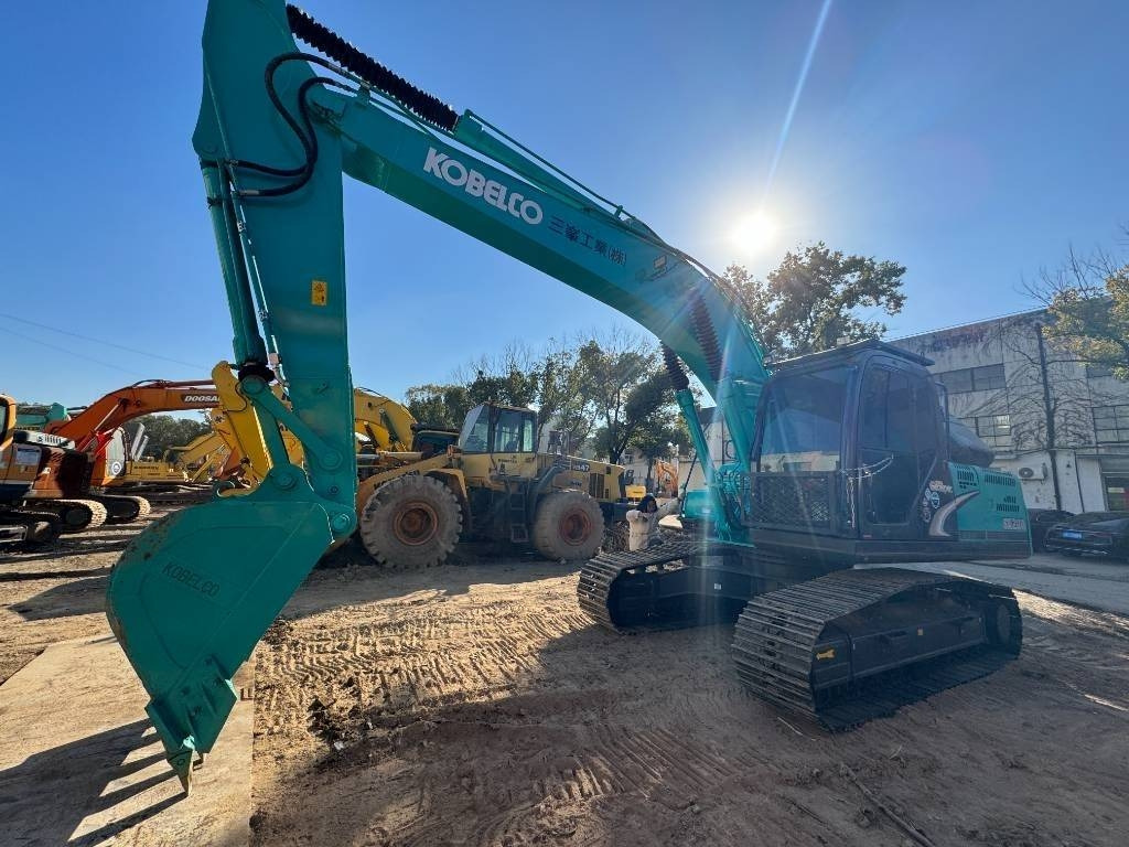 Kobelco SK 200 - Pásové rýpadlo: obrázok 1 Kobelco SK 200 - Pásové rýpadlo: obrázok 1