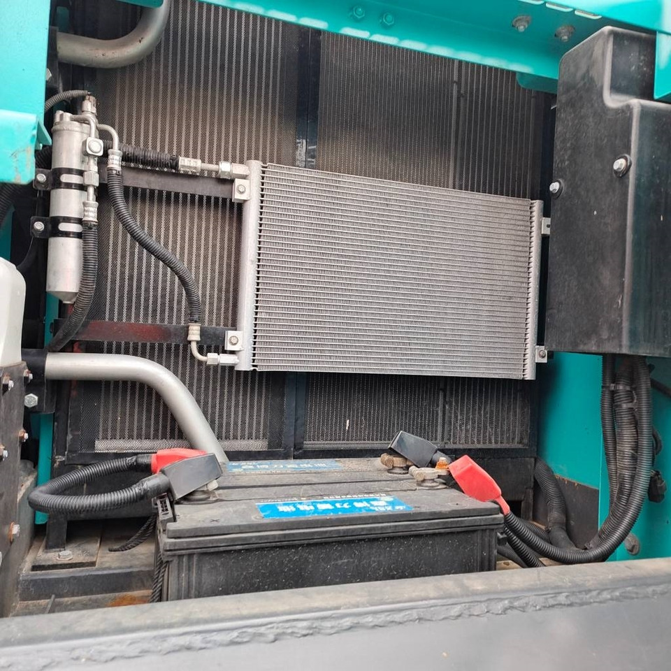 Kobelco SK 200 - Pásové rýpadlo: obrázok 3 Kobelco SK 200 - Pásové rýpadlo: obrázok 3
