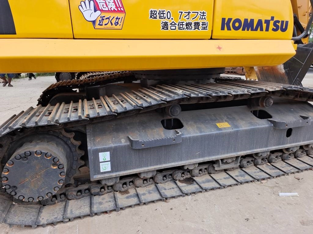 Komatsu PC 200 8N - Pásové rýpadlo: obrázok 4 Komatsu PC 200 8N - Pásové rýpadlo: obrázok 4