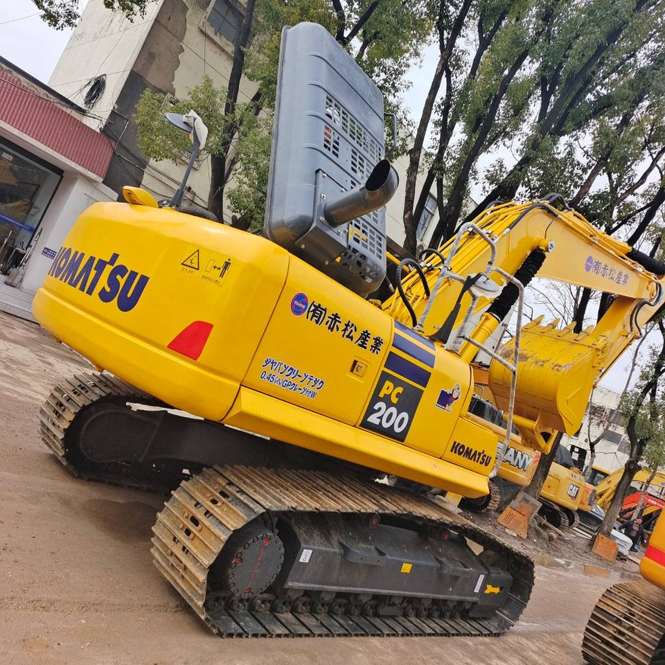 Komatsu PC 200 - Pásové rýpadlo: obrázok 1 Komatsu PC 200 - Pásové rýpadlo: obrázok 1