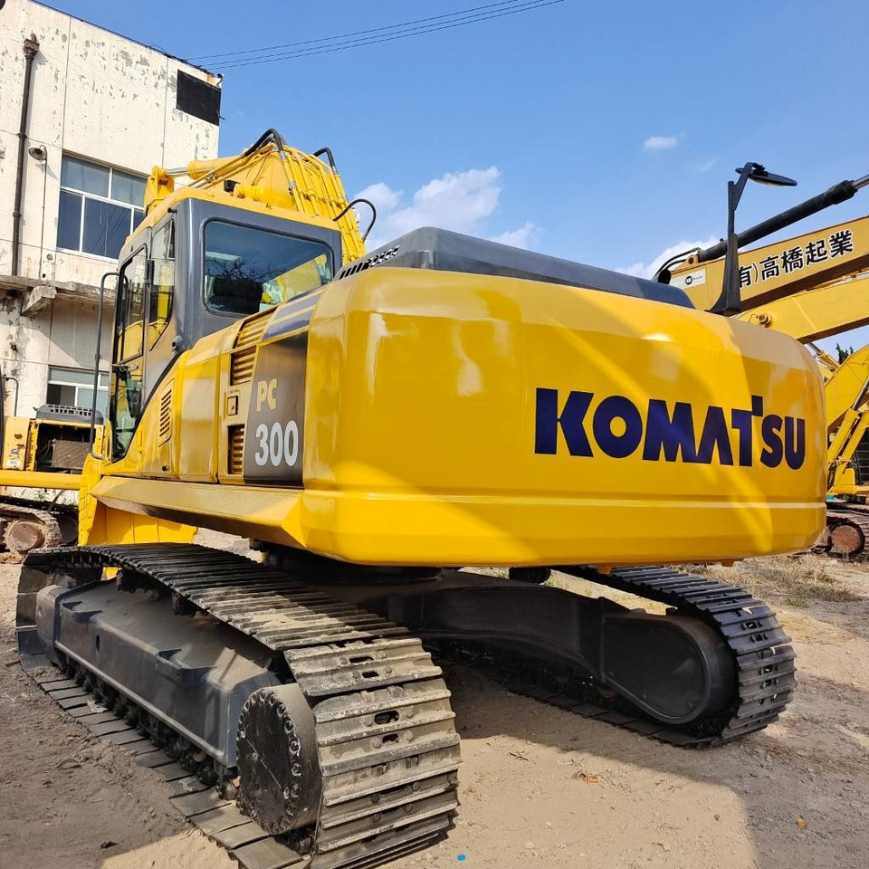 Komatsu PC 300 - Pásové rýpadlo: obrázok 5 Komatsu PC 300 - Pásové rýpadlo: obrázok 5