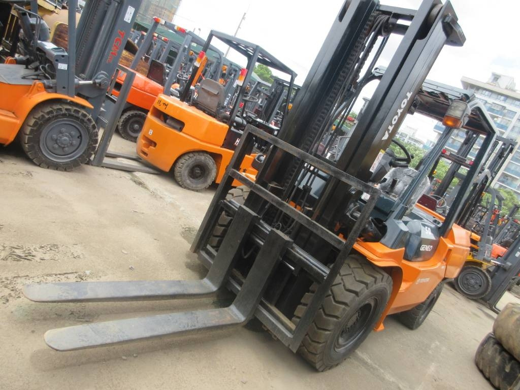 Toyota FD 50 - Dieselový vysokozdvižný vozík: obrázok 1 Toyota FD 50 - Dieselový vysokozdvižný vozík: obrázok 1