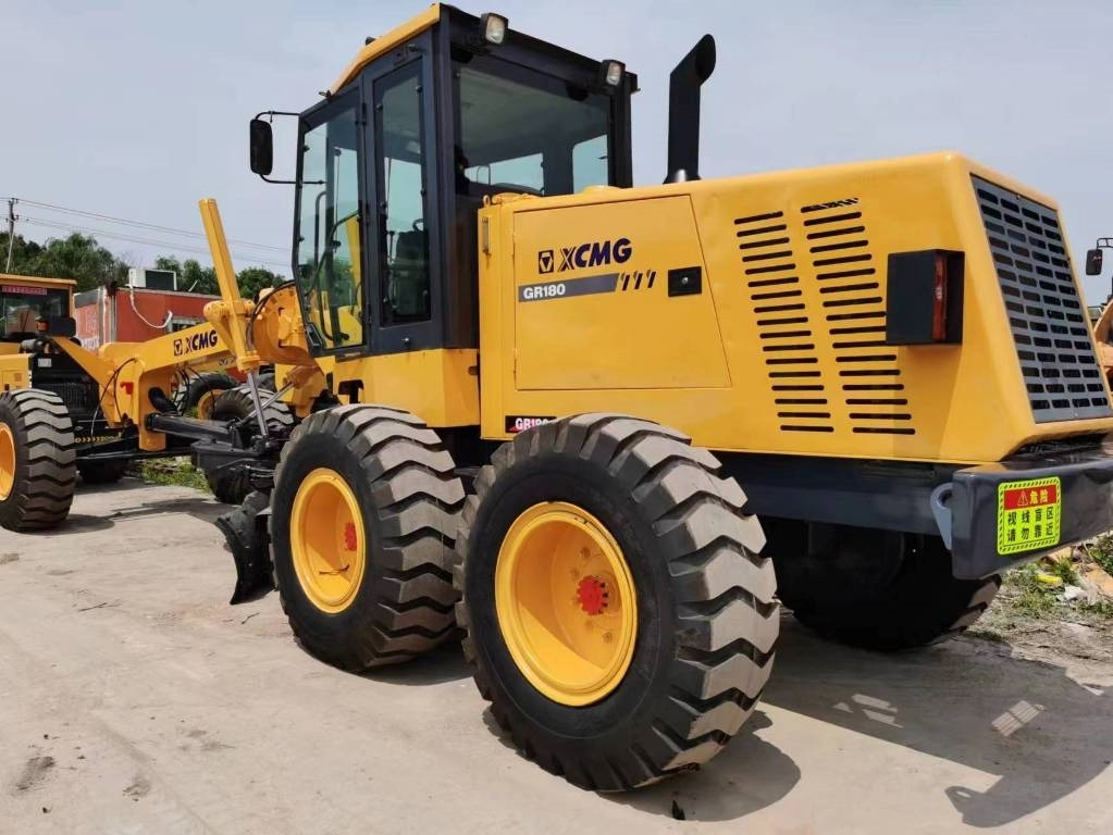 XCMG GR 180 - Zrovnávač: obrázok 4 XCMG GR 180 - Zrovnávač: obrázok 4