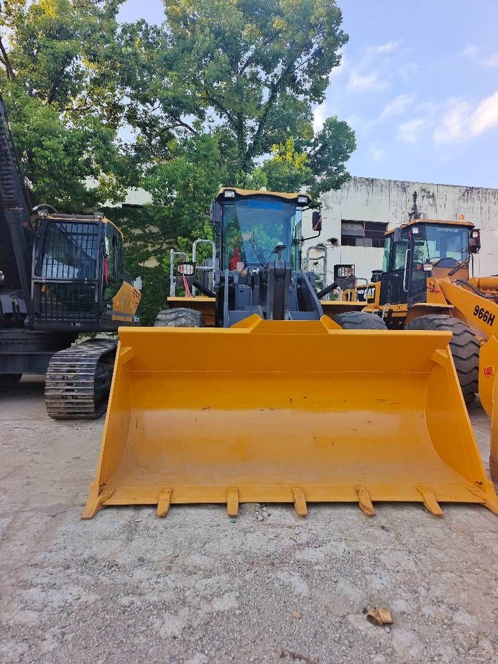 XCMG LW 500 KV - Kolesový nakladač: obrázok 2 XCMG LW 500 KV - Kolesový nakladač: obrázok 2