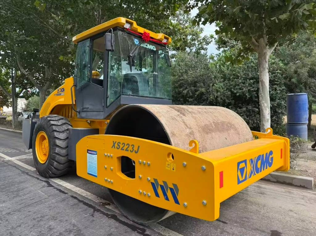 XCMG XS 223 J - Kompaktor: obrázok 1 XCMG XS 223 J - Kompaktor: obrázok 1