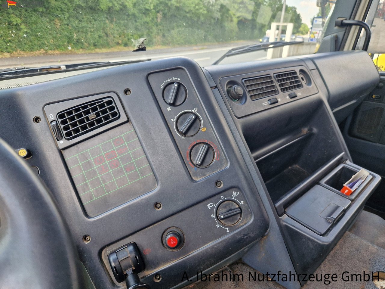 Cisternové vozidlo Daf CF 290 Wassertank 13500 L, Tank verzinkt Vorlauf- Lift- Lenkachse: obrázok 7