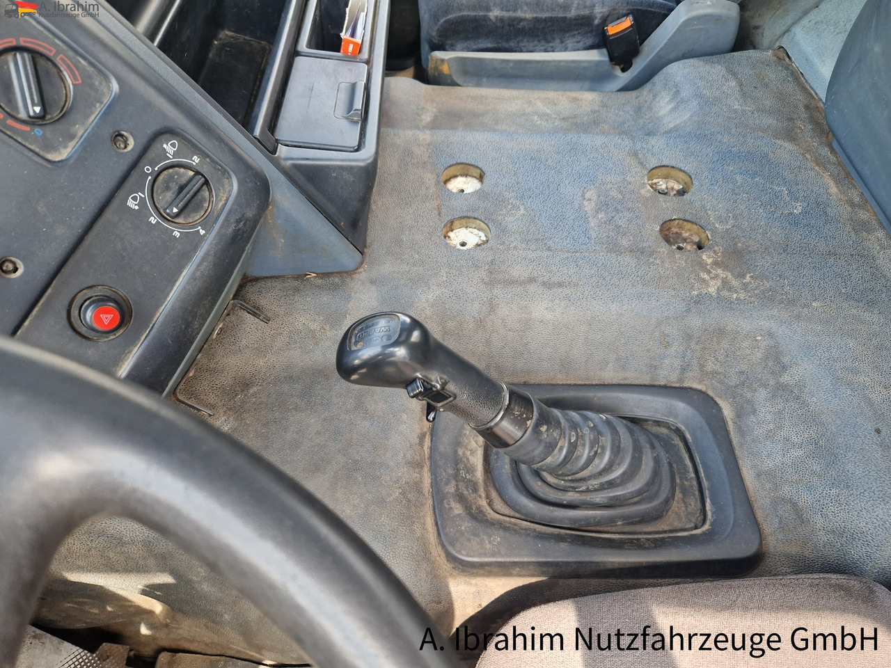 Daf CF 290 Wassertank 13500 L, Tank verzinkt Vorlauf- Lift- Lenkachse - Cisternové vozidlo: obrázok 4 Daf CF 290 Wassertank 13500 L, Tank verzinkt Vorlauf- Lift- Lenkachse - Cisternové vozidlo: obrázok 4