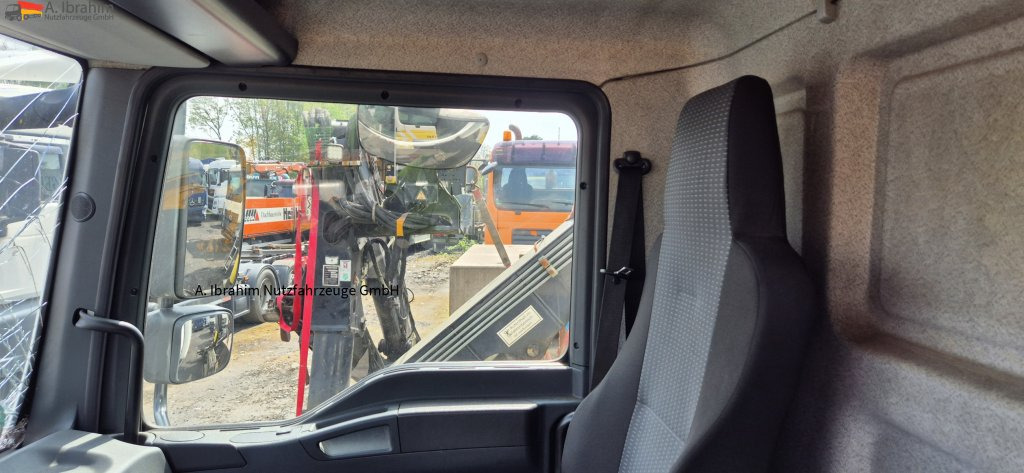 MAN TGL 8.150 4X2 BL Unfallschaden bedingt fahrbereit, Motor ok - Dodávka: obrázok 3 MAN TGL 8.150 4X2 BL Unfallschaden bedingt fahrbereit, Motor ok - Dodávka: obrázok 3