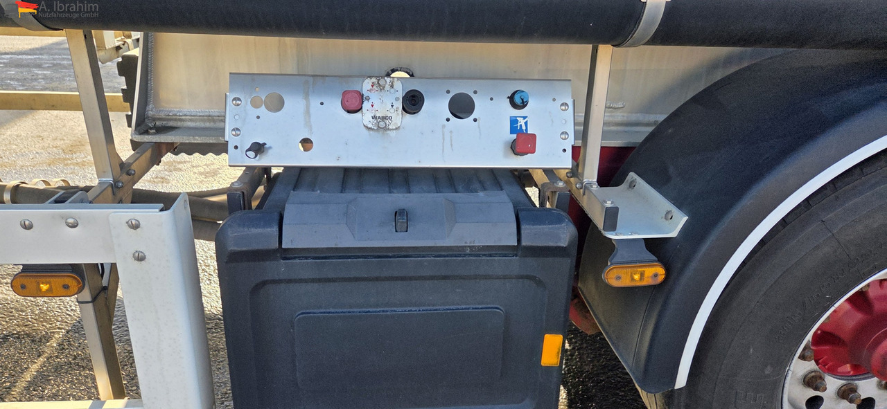 Feldbinder EUT 40.3 Liftachse, Scheibenbremse Topzustand | einsatzbereit - Silocisterna: obrázok 3 Feldbinder EUT 40.3 Liftachse, Scheibenbremse Topzustand | einsatzbereit - Silocisterna: obrázok 3