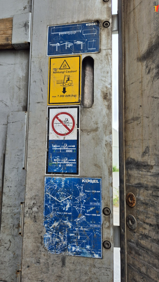 Kögel SN24 Standard, neutrale Plane Edscha, XXL Zertifikat - Plachtový náves: obrázok 2 Kögel SN24 Standard, neutrale Plane Edscha, XXL Zertifikat - Plachtový náves: obrázok 2