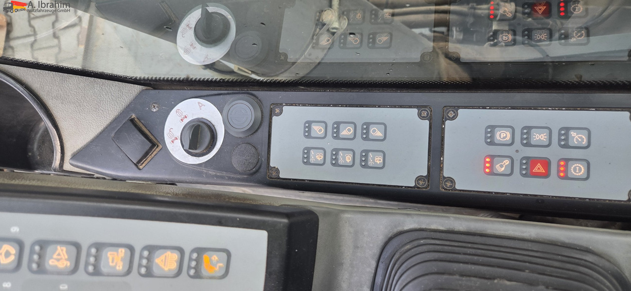 Liebherr A920 Litronic Schnellwechsler | Likufix | Klima | Hammerhydraulik - Kolesové rýpadlo: obrázok 2 Liebherr A920 Litronic Schnellwechsler | Likufix | Klima | Hammerhydraulik - Kolesové rýpadlo: obrázok 2