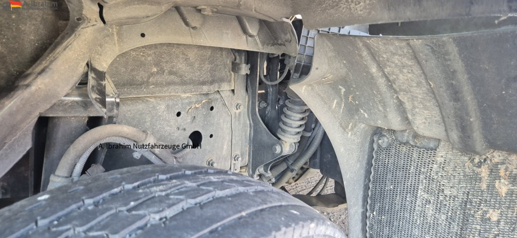 MAN TGL 8.160 4x2 Brotkoffer mit Kühlfach nicht fahrbereit ! nicht rollfähig - Chladiarenská dodávka: obrázok 5 MAN TGL 8.160 4x2 Brotkoffer mit Kühlfach nicht fahrbereit ! nicht rollfähig - Chladiarenská dodávka: obrázok 5