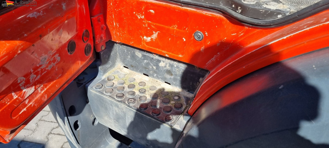 Mercedes-Benz 1722 Dachdeckerkran Cormach 30000  TECH, - Auto s hydraulickou rukou, Valníkový/ Plošinový nákladný automobil: obrázok 5 Mercedes-Benz 1722 Dachdeckerkran Cormach 30000  TECH, - Auto s hydraulickou rukou, Valníkový/ Plošinový nákladný automobil: obrázok 5