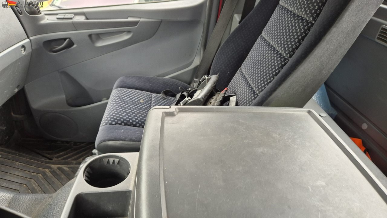 Mercedes-Benz 1829L mit Kran HIAB 111 Hiduo , Funk FB - Valníkový/ Plošinový nákladný automobil, Auto s hydraulickou rukou: obrázok 4 Mercedes-Benz 1829L mit Kran HIAB 111 Hiduo , Funk FB - Valníkový/ Plošinový nákladný automobil, Auto s hydraulickou rukou: obrázok 4