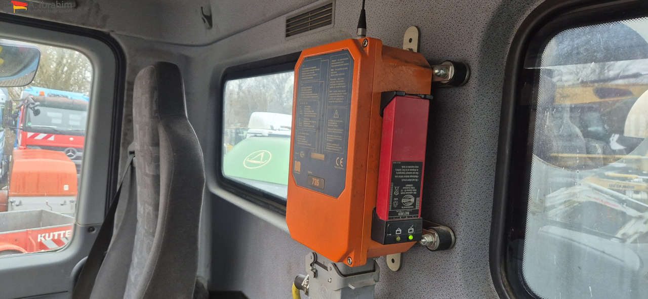 Mercedes-Benz 3241 PM 21-3 Liebherr 7 cbm PUMI Putzmeister Liebherr - Domiešavač s pumpou: obrázok 2 Mercedes-Benz 3241 PM 21-3 Liebherr 7 cbm PUMI Putzmeister Liebherr - Domiešavač s pumpou: obrázok 2