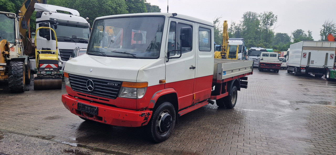 Mercedes-Benz 615D Doka Pritsche, Zustand gut - Dodávka valník, Dodávkа s dvojitou kabínou: obrázok 1 Mercedes-Benz 615D Doka Pritsche, Zustand gut - Dodávka valník, Dodávkа s dvojitou kabínou: obrázok 1