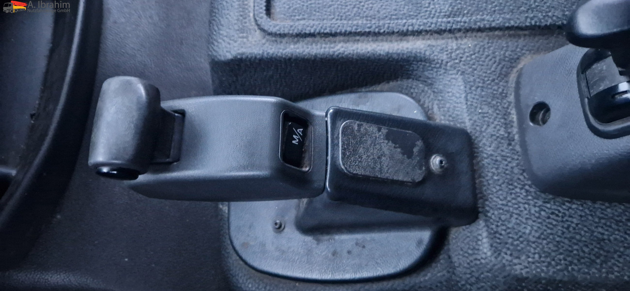 Mercedes-Benz 816 Koffer, LBW - Dodávka skriňová nadstavba: obrázok 3 Mercedes-Benz 816 Koffer, LBW - Dodávka skriňová nadstavba: obrázok 3