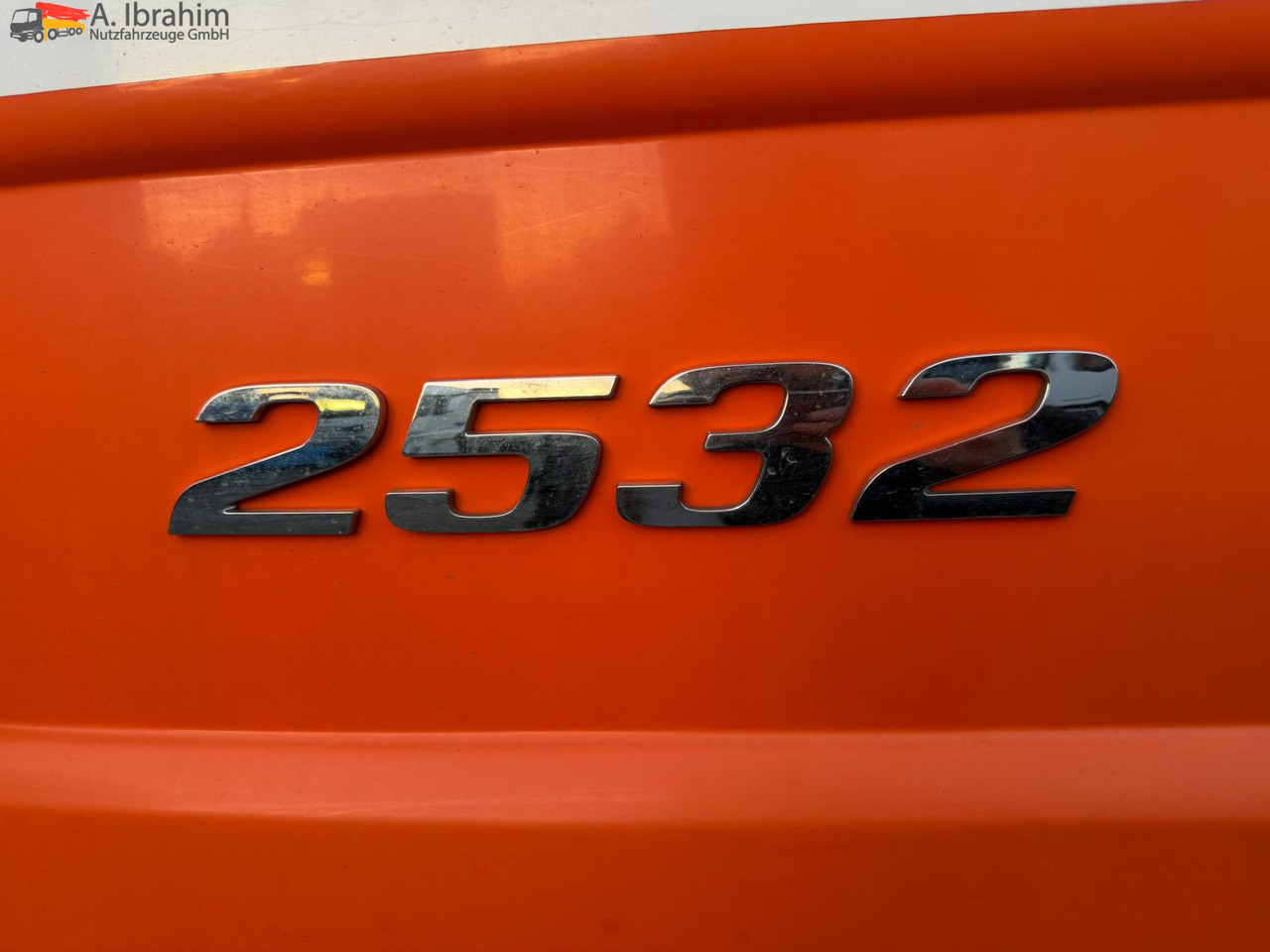 Mercedes-Benz Actros 2532L 6x2 | Lift-Lenkachse | Euro 5 | mp3 - Plachtové nákladné vozidlo: obrázok 4 Mercedes-Benz Actros 2532L 6x2 | Lift-Lenkachse | Euro 5 | mp3 - Plachtové nákladné vozidlo: obrázok 4