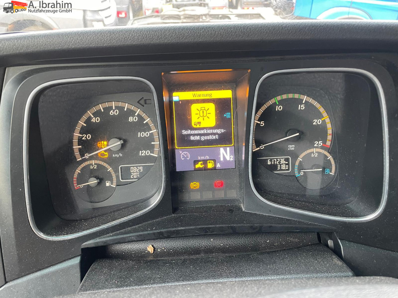 Mercedes-Benz Actros 2545 6x2 Pritsche Kran HIAB 166 - Valníkový/ Plošinový nákladný automobil, Auto s hydraulickou rukou: obrázok 2 Mercedes-Benz Actros 2545 6x2 Pritsche Kran HIAB 166 - Valníkový/ Plošinový nákladný automobil, Auto s hydraulickou rukou: obrázok 2