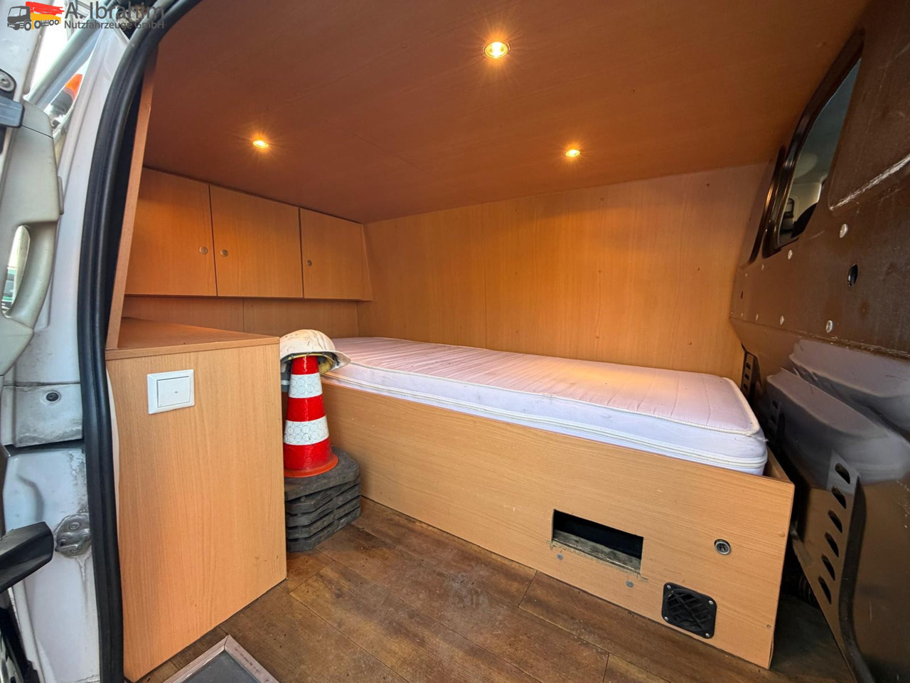 Mercedes-Benz Vito 116 CDI Standheizung | BF 3 | GST Anlage - Pojazdná predajňa: obrázok 5 Mercedes-Benz Vito 116 CDI Standheizung | BF 3 | GST Anlage - Pojazdná predajňa: obrázok 5