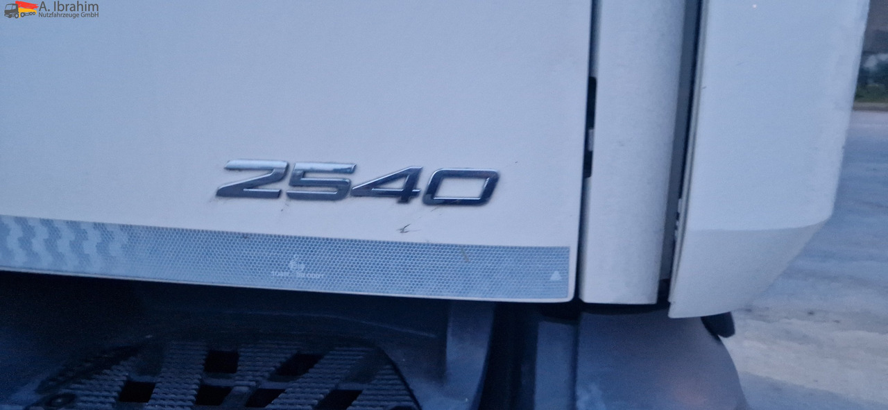 Mercedes-Benz 2540L Frigoblock, 6x2 Lenk-Liftachse , LBW - Nákladné auto: obrázok 5 Mercedes-Benz 2540L Frigoblock, 6x2 Lenk-Liftachse , LBW - Nákladné auto: obrázok 5