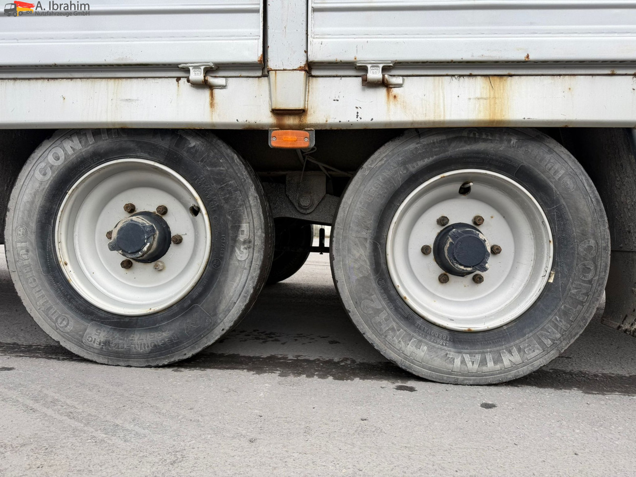 Obermaier TUE110 SDAH Tieflader | | Trommelbremse | Rampen | 7.2 Plattform | Stützfuß vorne - Príves podvalník: obrázok 3 Obermaier TUE110 SDAH Tieflader | | Trommelbremse | Rampen | 7.2 Plattform | Stützfuß vorne - Príves podvalník: obrázok 3