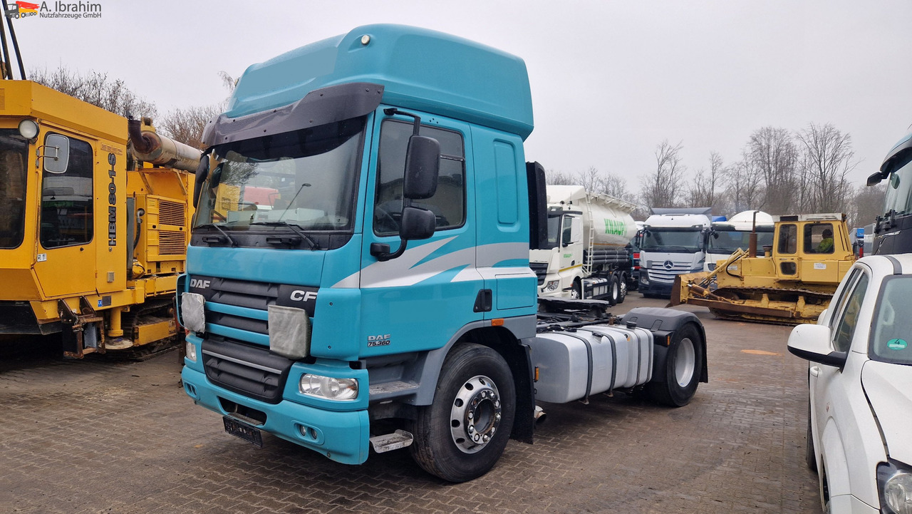 Daf FT CF 2x Nebenantrieb, Kipphydraulik deutsches Fahrzeug, fehlerfrei im Display - Ťahač: obrázok 1 Daf FT CF 2x Nebenantrieb, Kipphydraulik deutsches Fahrzeug, fehlerfrei im Display - Ťahač: obrázok 1