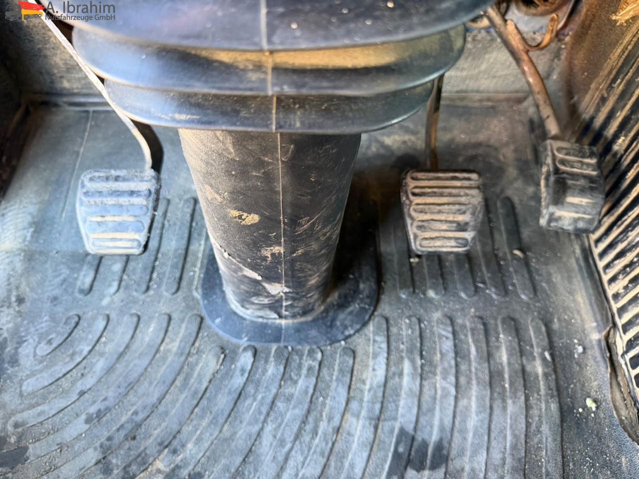 MAN 26.464 6x4 | Retarder | Klima | Schaltgetriebe | 3 Pedals - Ťahač: obrázok 3 MAN 26.464 6x4 | Retarder | Klima | Schaltgetriebe | 3 Pedals - Ťahač: obrázok 3