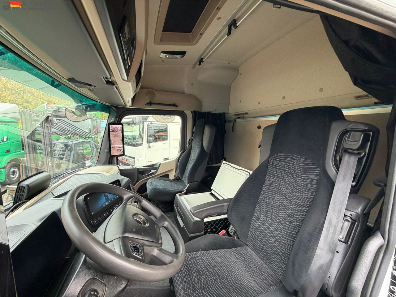 Mercedes-Benz Actros 1846LS Streamspace | Retarder | Euro 6d | Blatt Luft | 3 x vorhanden - Ťahač: obrázok 4 Mercedes-Benz Actros 1846LS Streamspace | Retarder | Euro 6d | Blatt Luft | 3 x vorhanden - Ťahač: obrázok 4