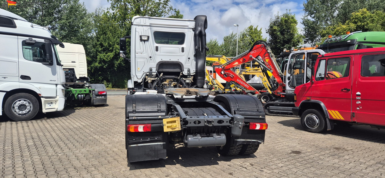 Ťahač Mercedes-Benz DB 1842H 4x4 Hydrodrive Scheckheft bei Mercedes: obrázok 11 Ťahač Mercedes-Benz DB 1842H 4x4 Hydrodrive Scheckheft bei Mercedes: obrázok 11