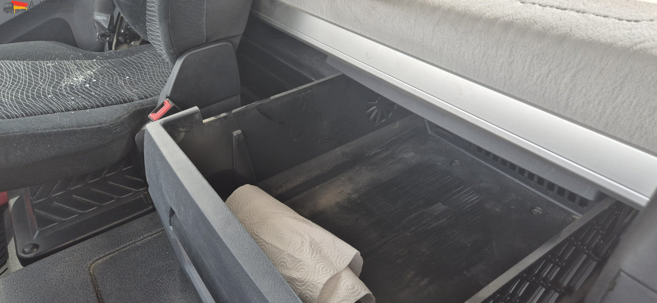 Mercedes-Benz DB 1842H 4x4 Hydrodrive Scheckheft bei Mercedes - Ťahač: obrázok 3 Mercedes-Benz DB 1842H 4x4 Hydrodrive Scheckheft bei Mercedes - Ťahač: obrázok 3