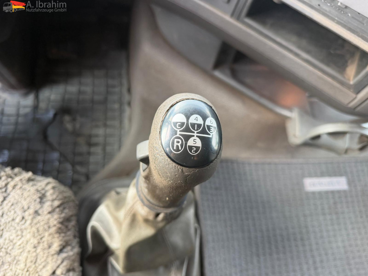 Volvo FH12-420 8x2 Fahrzeugpapiere Schweiz - Hákový nosič kontajnerov: obrázok 3 Volvo FH12-420 8x2 Fahrzeugpapiere Schweiz - Hákový nosič kontajnerov: obrázok 3