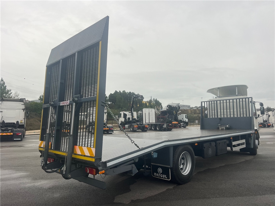 DAF LF 55.220 - Valníkový/ Plošinový nákladný automobil: obrázok 4 DAF LF 55.220 - Valníkový/ Plošinový nákladný automobil: obrázok 4