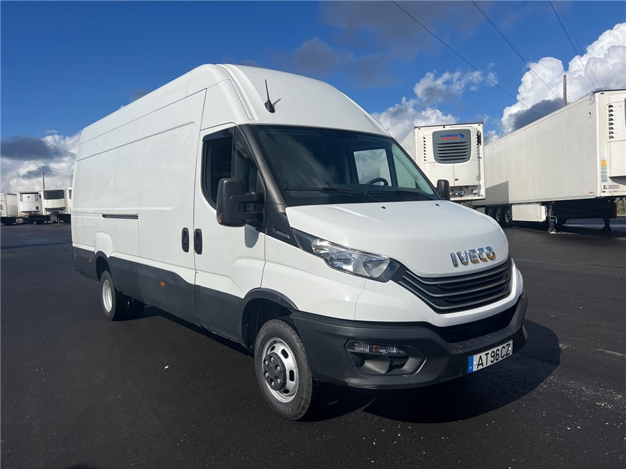 Iveco 35C16 - Furgon: obrázok 3 Iveco 35C16 - Furgon: obrázok 3