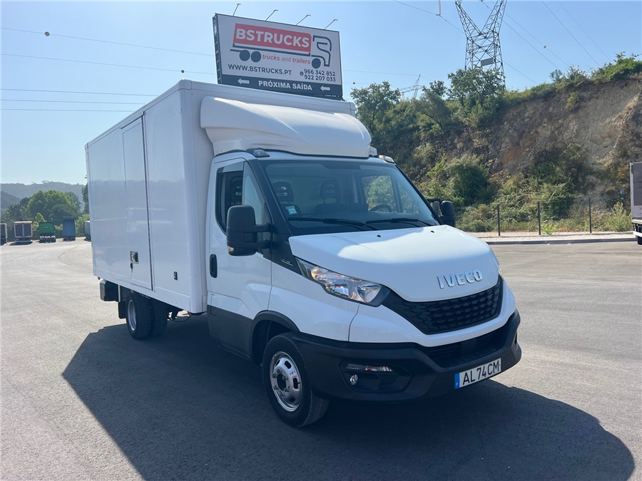 Iveco 35C16H - Skříňový nákladní auto: obrázok 4 Iveco 35C16H - Skříňový nákladní auto: obrázok 4