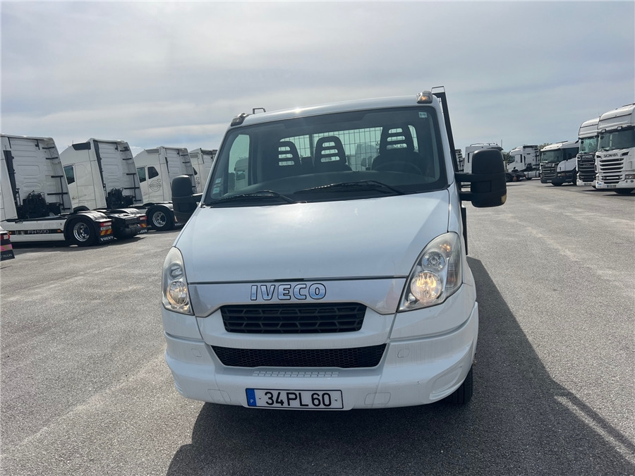 Iveco 35C17 - Dodávka valník: obrázok 2 Iveco 35C17 - Dodávka valník: obrázok 2