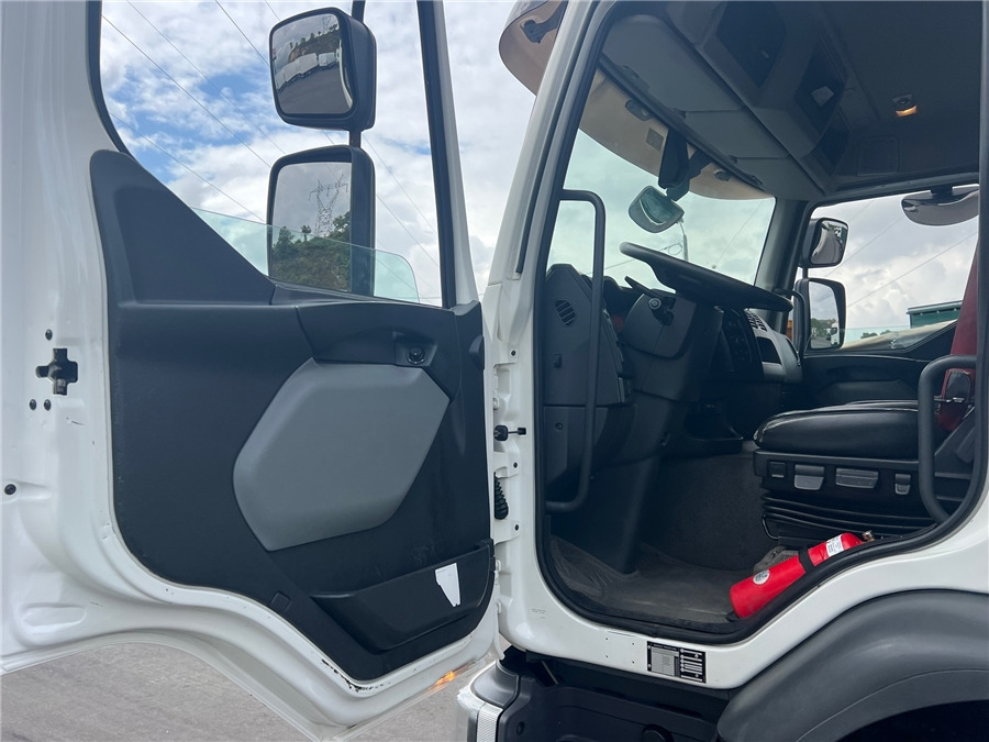 Skříňový nákladní auto Renault D 19: obrázok 10