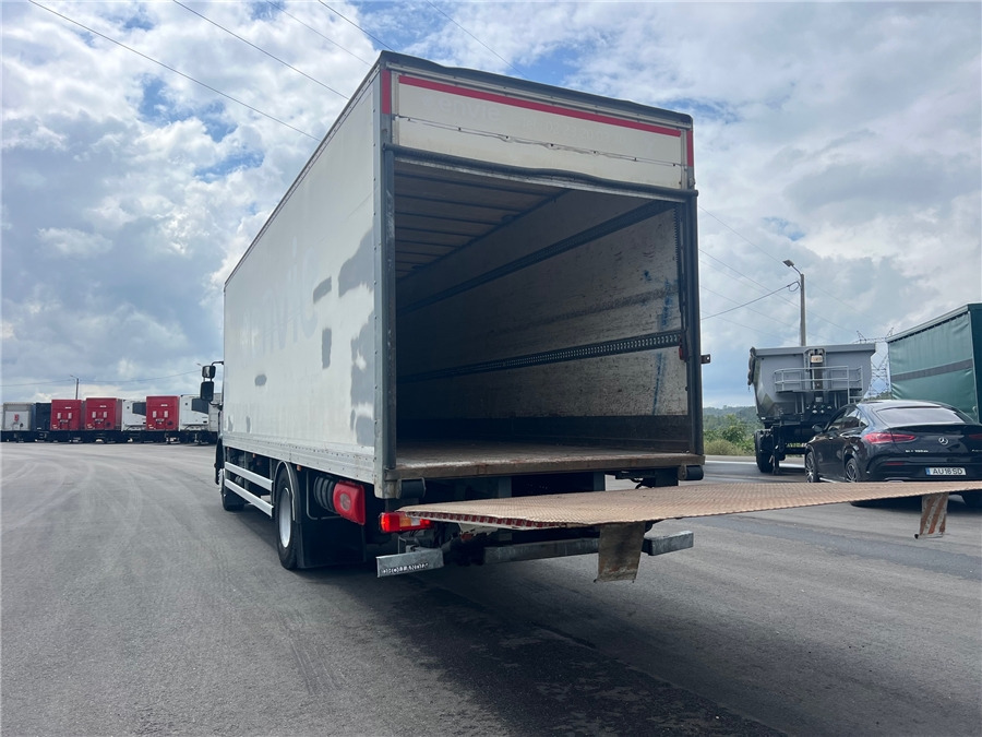 Skříňový nákladní auto Renault D 19: obrázok 6