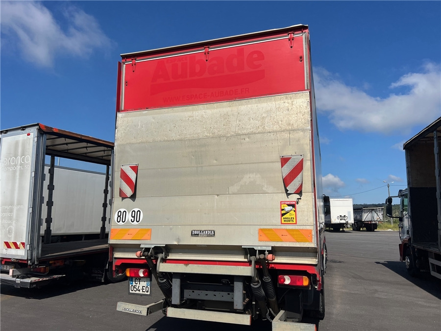Renault PREMIUM - Plachtové nákladné vozidlo: obrázok 5 Renault PREMIUM - Plachtové nákladné vozidlo: obrázok 5
