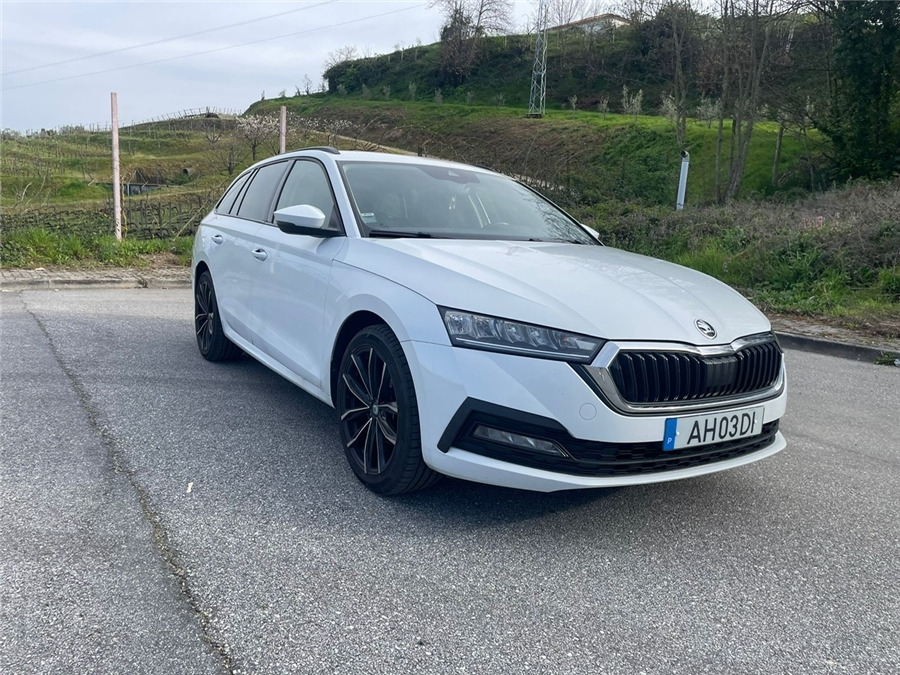 SKODA OCTAVIA - Automobil: obrázok 1 SKODA OCTAVIA - Automobil: obrázok 1