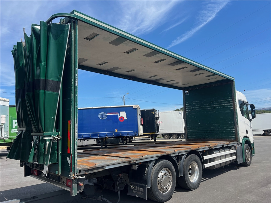 Scania R500 - Plachtové nákladné vozidlo: obrázok 4 Scania R500 - Plachtové nákladné vozidlo: obrázok 4