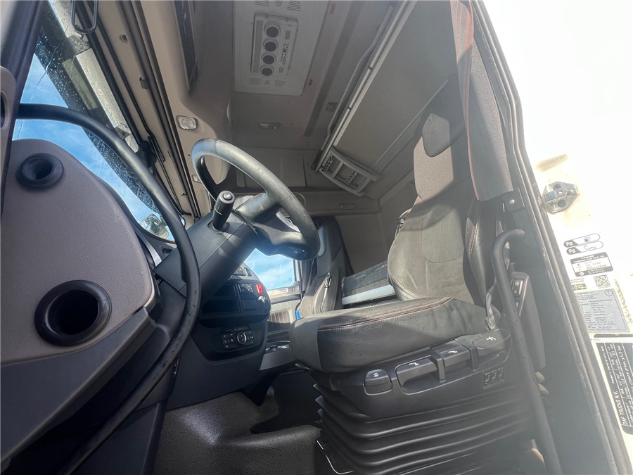 Ťahač DAF XF 530 Retarder / Airparkoll: obrázok 18 Ťahač DAF XF 530 Retarder / Airparkoll: obrázok 18