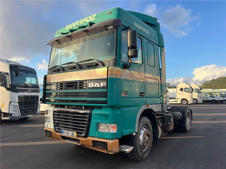 DAF XF95/480 Manual gear - Ťahač: obrázok 1 DAF XF95/480 Manual gear - Ťahač: obrázok 1