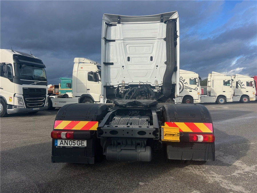 MERCEDES-BENZ 1851 / RETARDER - Ťahač: obrázok 5 MERCEDES-BENZ 1851 / RETARDER - Ťahač: obrázok 5