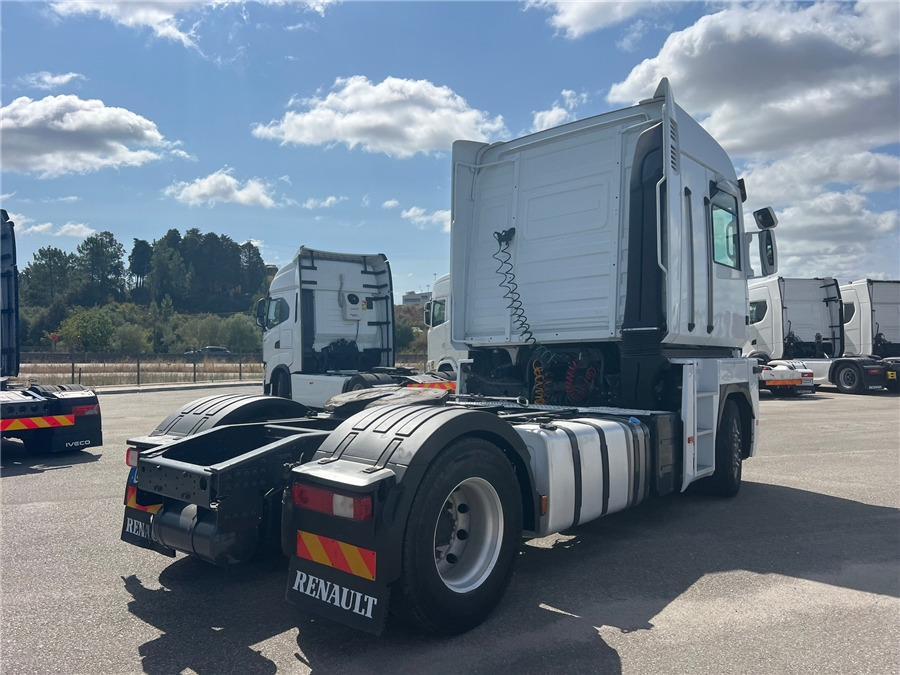 Renault AE 440 - Ťahač: obrázok 4 Renault AE 440 - Ťahač: obrázok 4