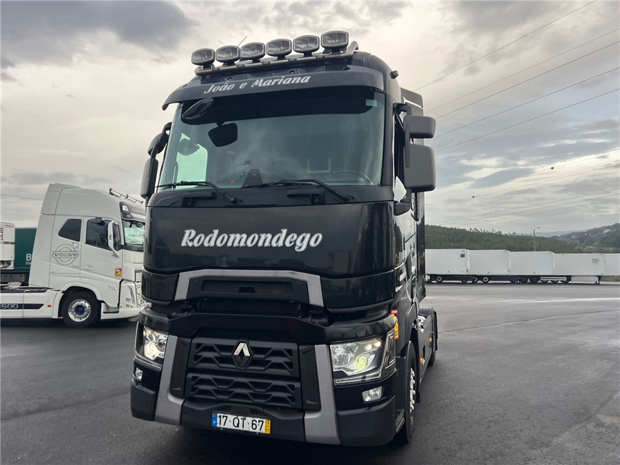 Renault T 520 HIGHCAB - Ťahač: obrázok 2 Renault T 520 HIGHCAB - Ťahač: obrázok 2