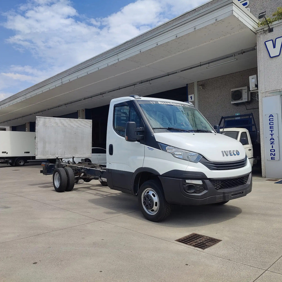 IVECO DAILY 35C14 - Dodávka: obrázok 1 IVECO DAILY 35C14 - Dodávka: obrázok 1