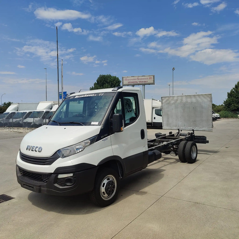 IVECO DAILY 35C14 - Dodávka: obrázok 2 IVECO DAILY 35C14 - Dodávka: obrázok 2