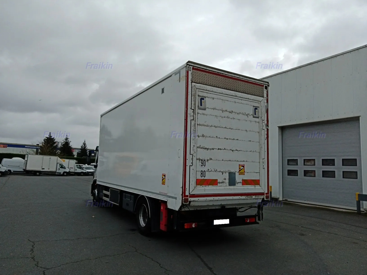 FURGONATURA BOX TOLTA DA IVECO EUROCARGO 180EL32P - Skříňová nadstavba: obrázok 1 FURGONATURA BOX TOLTA DA IVECO EUROCARGO 180EL32P - Skříňová nadstavba: obrázok 1