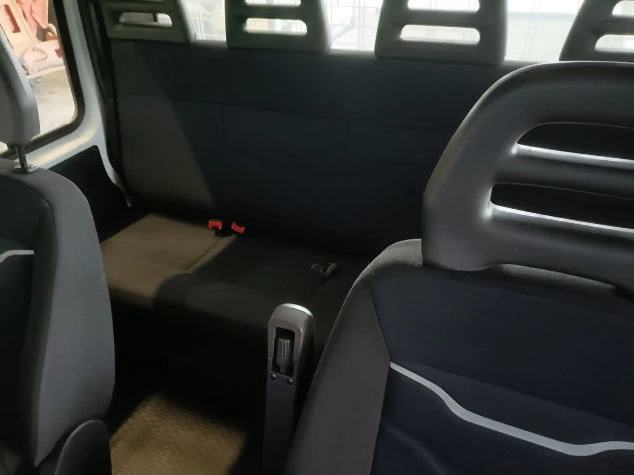 Dodávka sklápač IVECO DAILY 35C14 DOPPIA CABINA RIBALTABILE 2.3: obrázok 15 Dodávka sklápač IVECO DAILY 35C14 DOPPIA CABINA RIBALTABILE 2.3: obrázok 15